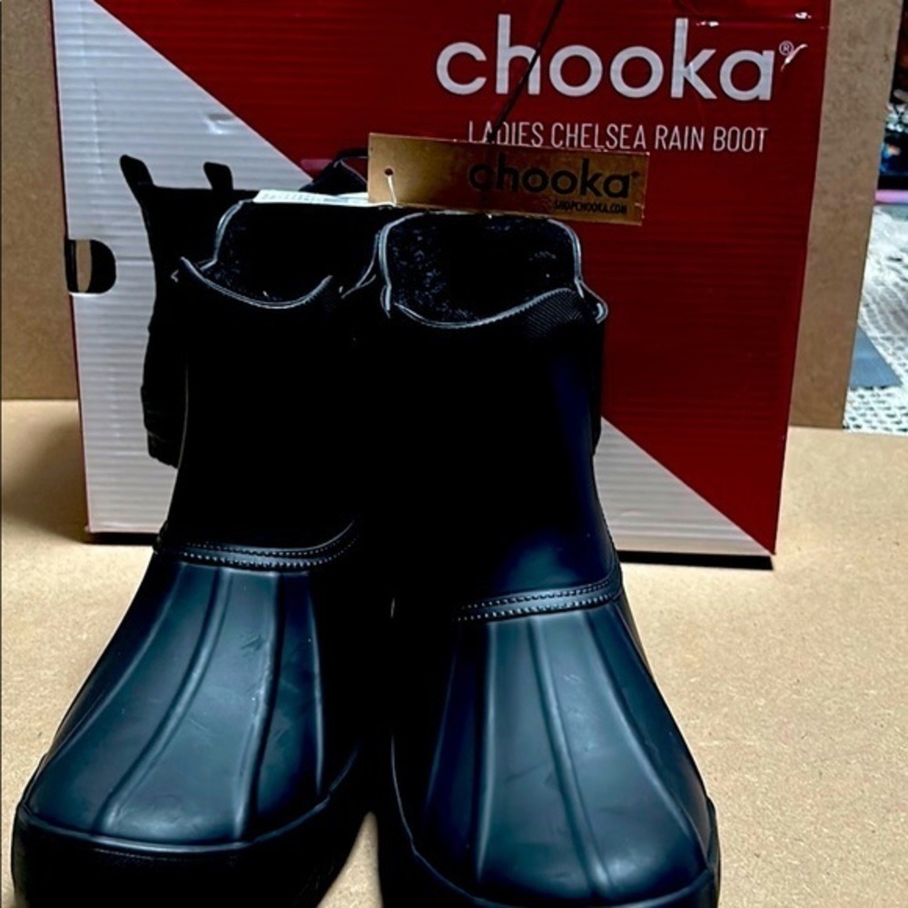 Chooka Ladies Chelsea Rain Boot Black Faux Fur Lined Duck Boot C11407936B Size 7
